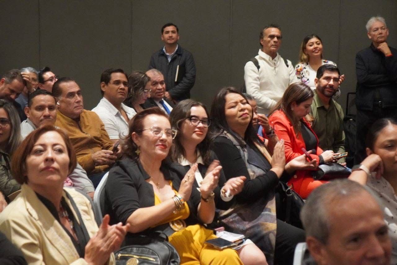 a2c2b444-fc34-40b3-8e49-a6e14f2c4368 NOSOTROS